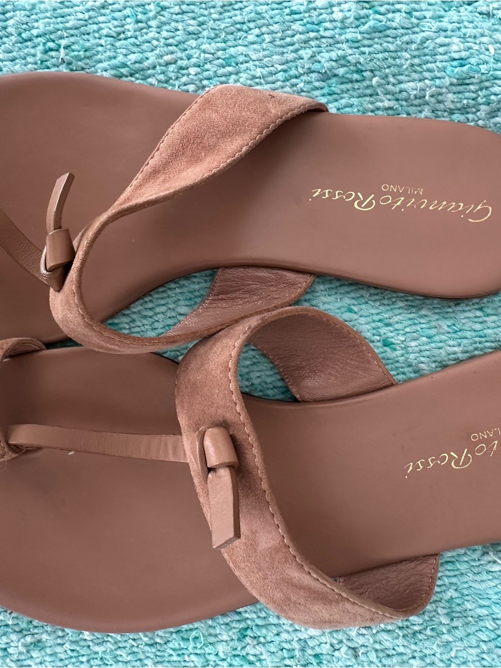 Gianvito Rossi Brown Suede Toe-Loop Sandals - Picture 2 of 9